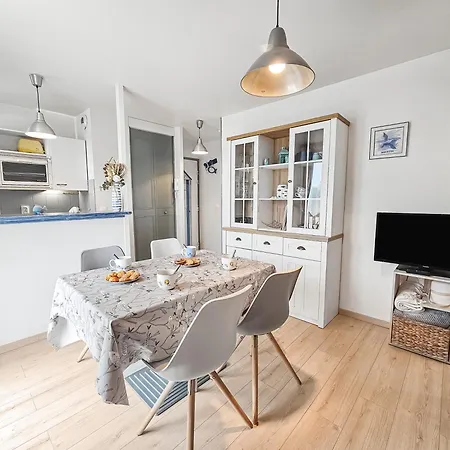 Un Souffle Marin Dans Ce F2 A كابورغ