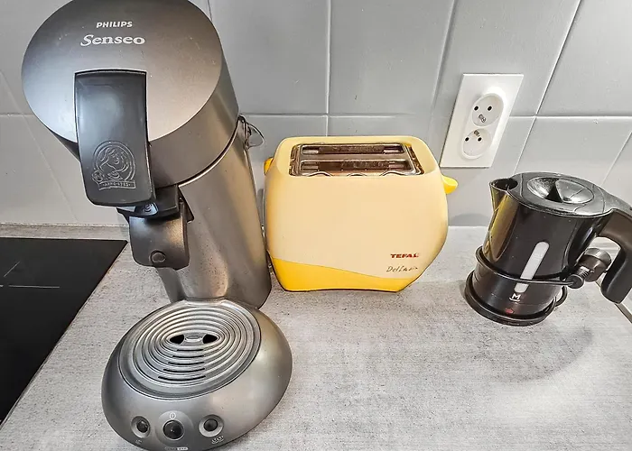 Un Souffle Marin Dans Ce F2 à * Cabourg